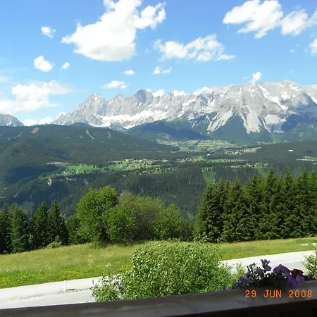 Haus Rigl 아파트 *